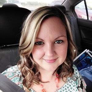 Meet your Posher, Joni